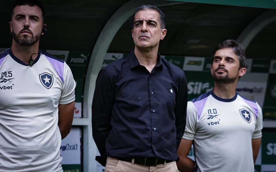 Botafogo estreia na Libertadores com reforço titular pela primeira vez; veja escalação