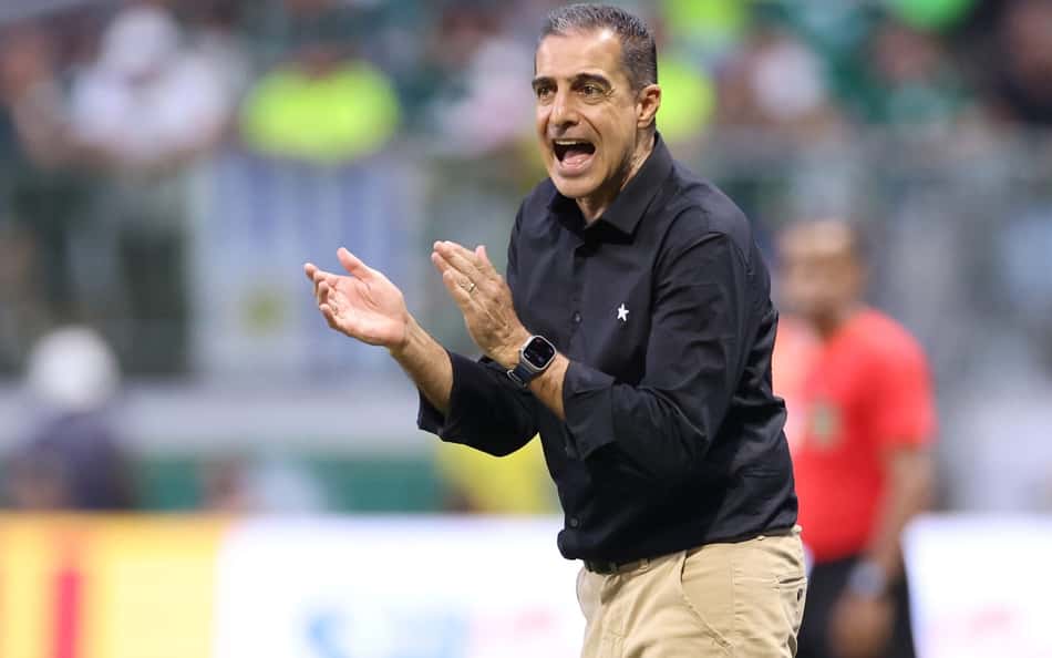 Botafogo terá mudança na escalação para estreia na Libertadores; veja
