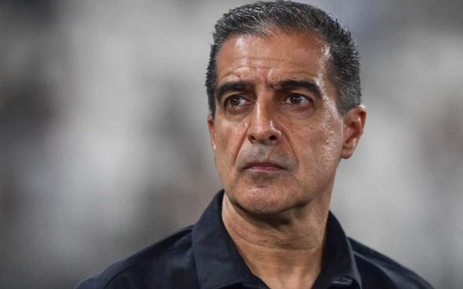 Renato Paiva destaca evolução ofensiva do Botafogo: 'Se traduz em números'