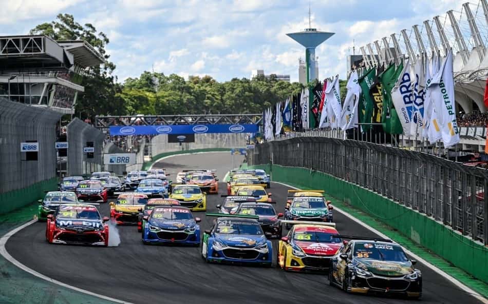 Atraso de peças da Stock Car desespera equipes; entenda