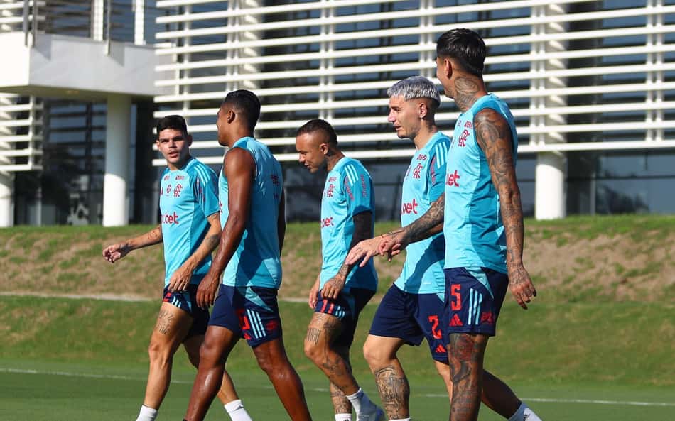 treino-flamengo-libertadores-scaled-aspect-ratio-512-320