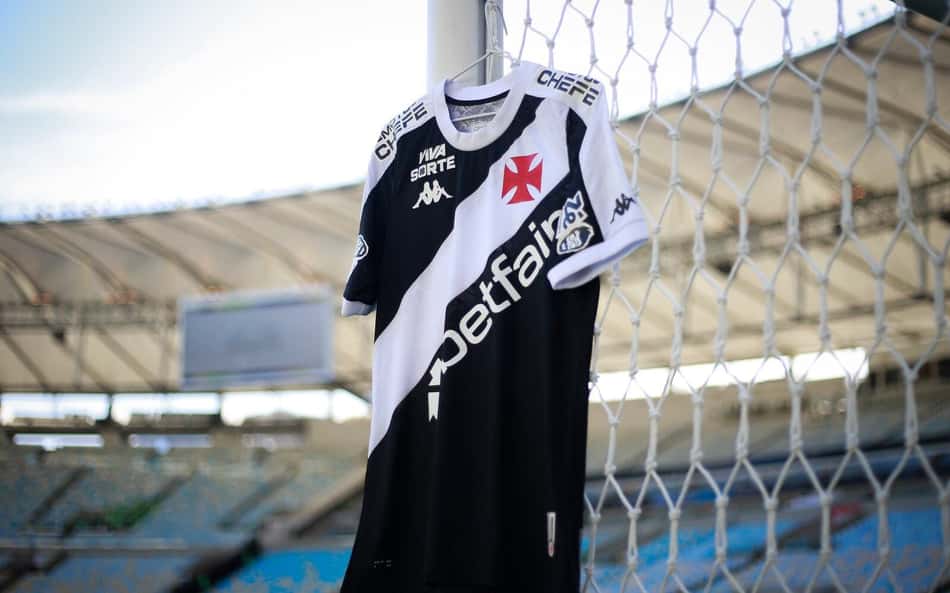 Escalação do Vasco tem mudanças para clássico contra o Flamengo