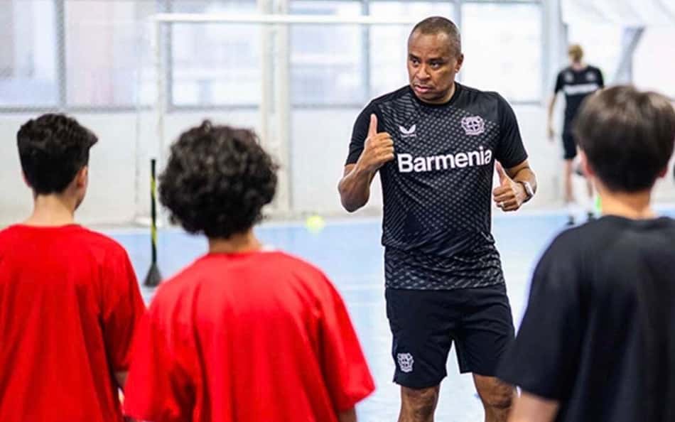Bayer 04 Leverkusen inaugura academia de futebol no Brasil com Paulo Sérgio no comando