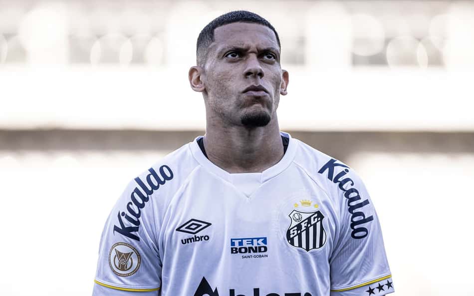 Santos empresta zagueiro para o Athletic