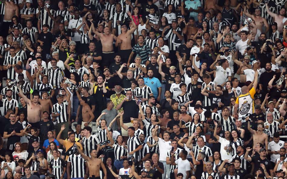 Botafogo x Internacional: ingressos à venda para público geral em duelo pelo Brasileirão