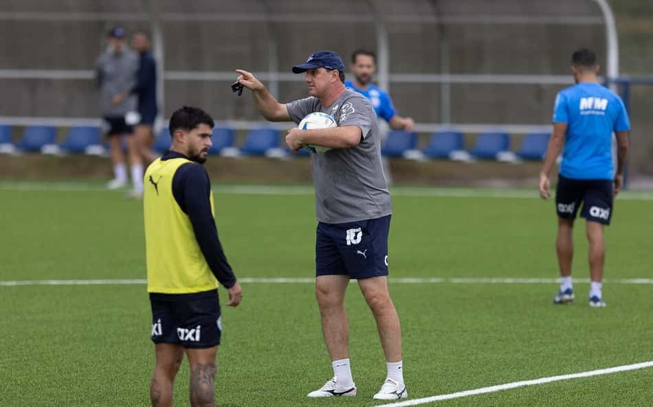 Veja o time provável do Bahia contra o Nacional após último treino