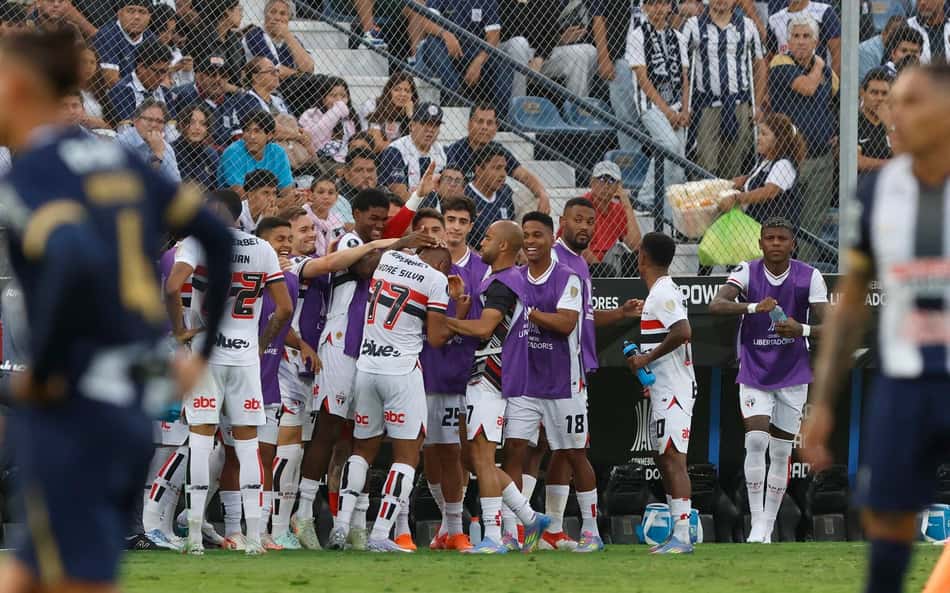 Série invicta e marcas inéditas: São Paulo atinge recordes históricos na Libertadores