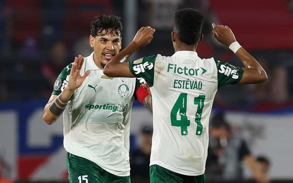 Estêvão exalta sequência do Palmeiras na Libertadores: 'Objetivo que a gente buscava'