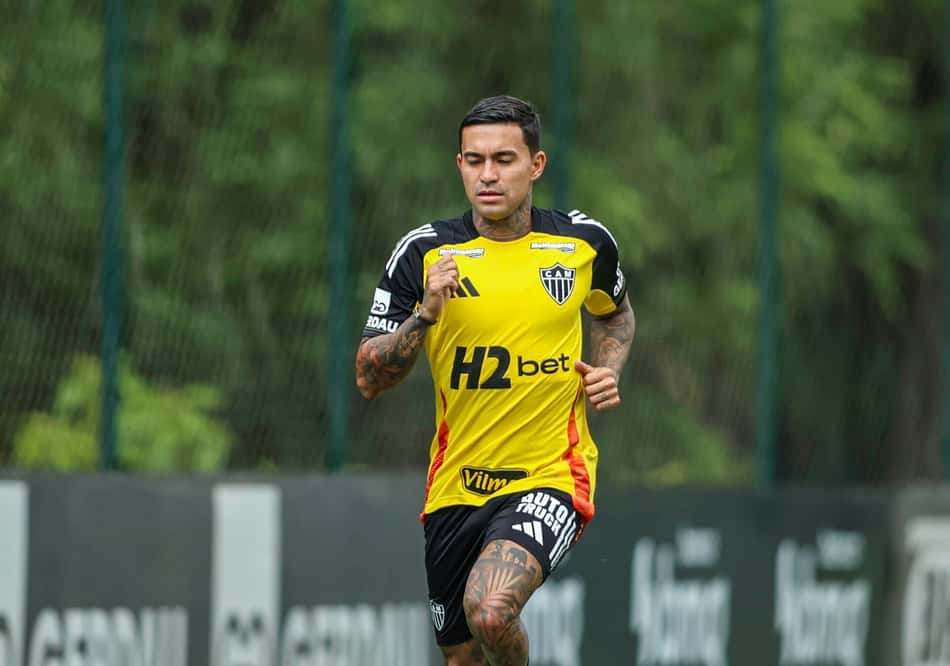 Dudu em treino do Atlético-MG (Foto: Pedro Souza / Atlético)