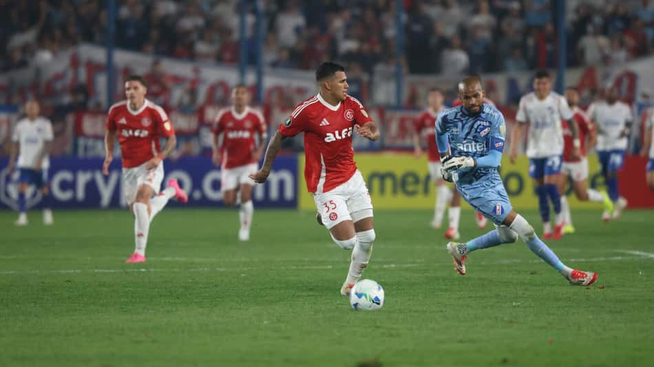 Braian Aguirre, lateral-direito do Internacional