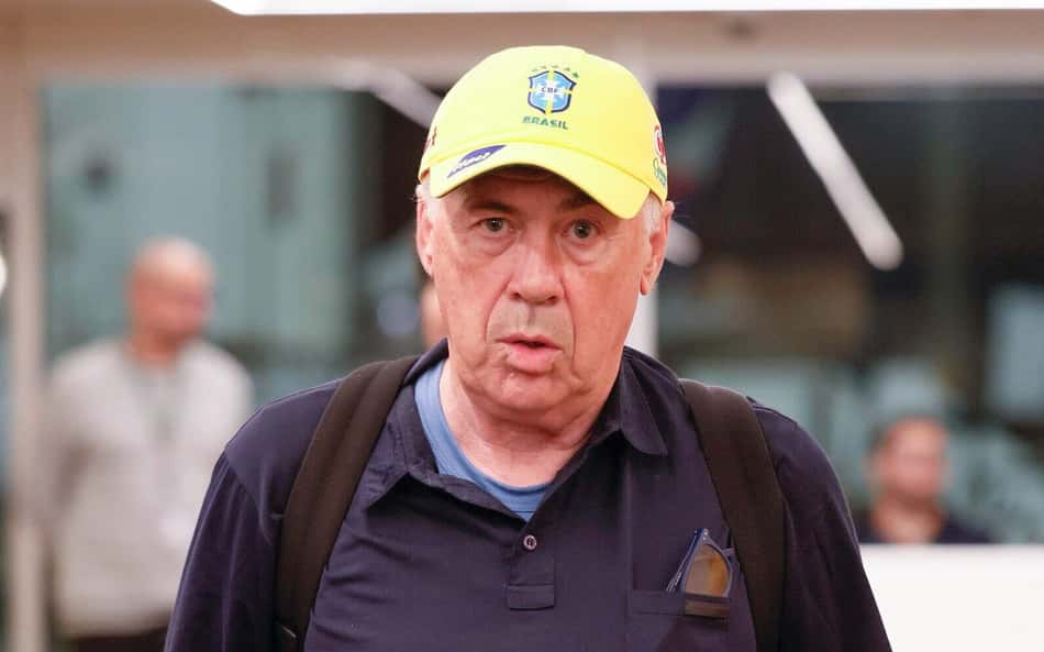 Ídolos do vôlei brasileiro dão boas-vindas a Ancelotti
