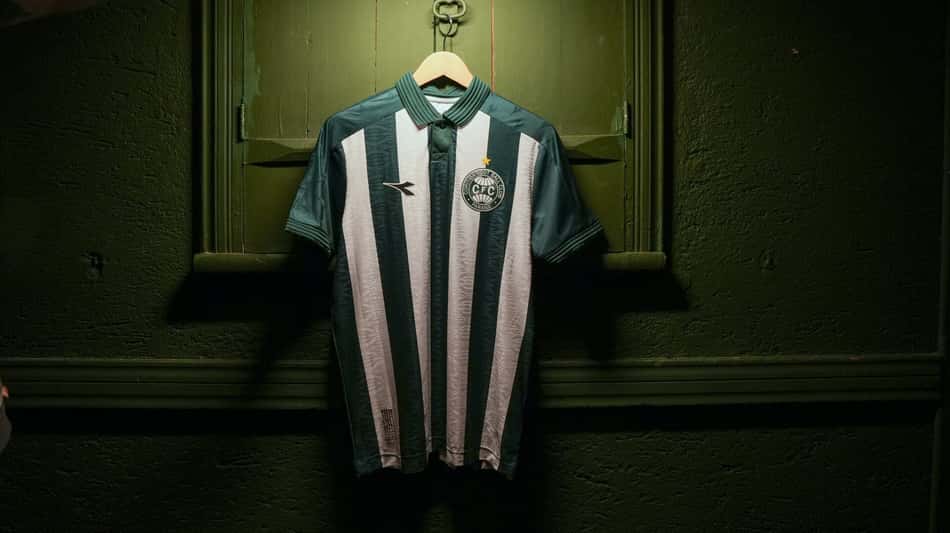 camisa 2 jogadeira Coritiba 2025