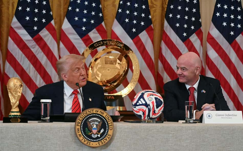 Trump pede vaga na Copa do Mundo para a Rússia para acabar com a guerra na Ucrânia