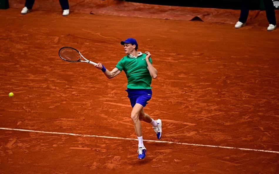 Sinner atropela e conquista a 71ª vitória em Grand Slams