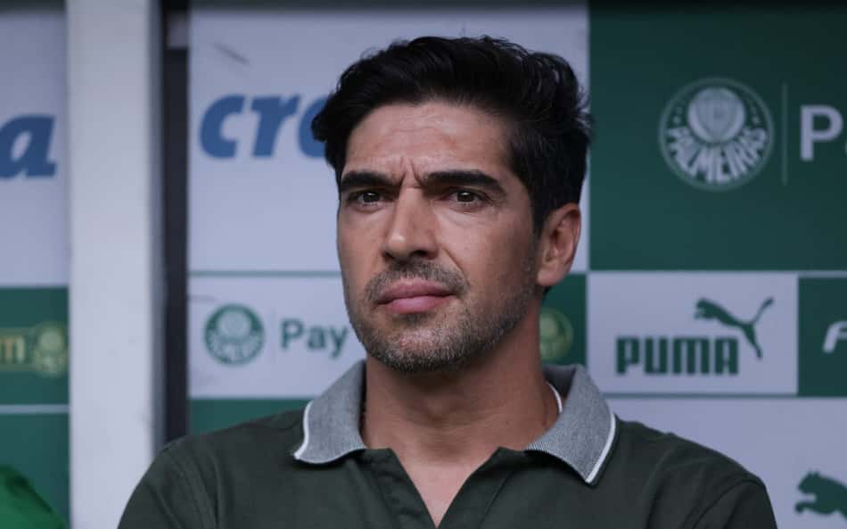 Abel fala sobre ausência de Veiga, analisa altos e baixos e destaca 'liderança invisível' no Palmeiras