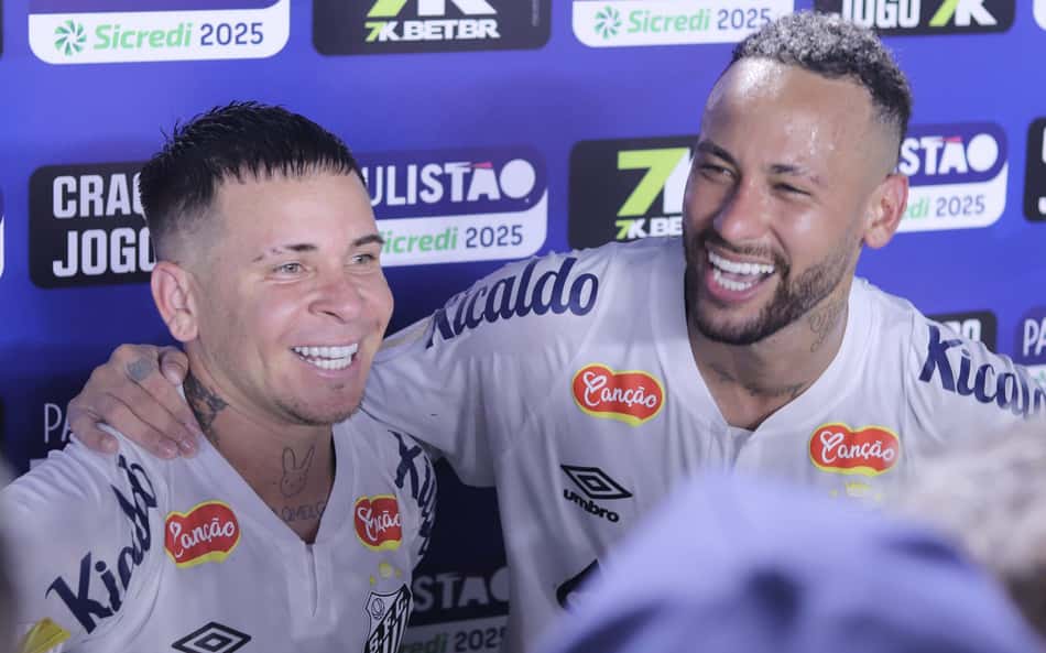 Santos atualiza situação médica de jogadores do elenco para o duelo contra o Grêmio. (Foto: Reinaldo Campos/AGIF)