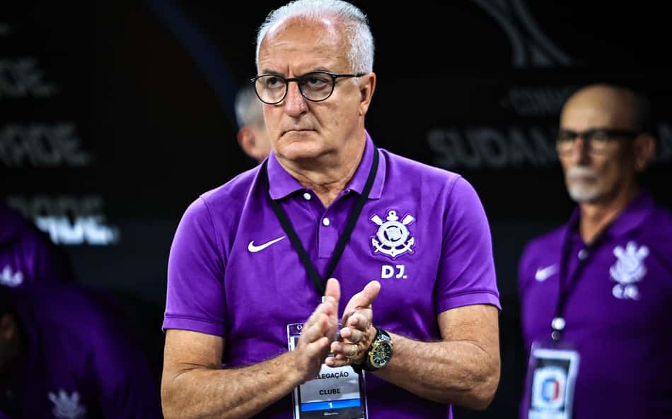 Meia segue com dores, e Dorival Júnior deve mudar a escalação do Corinthians