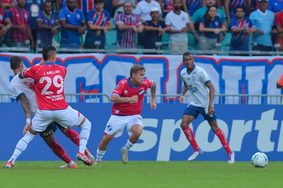 Nacional bate o Bahia na Arena Fonte Nova Foto: Walmir Cirne/AGIF