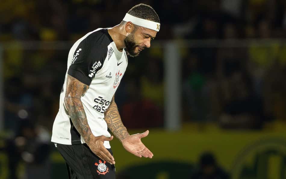 Memphis é um dos destaques do Corinthians na temporada (Foto: Joisel Amaral/AGIF)