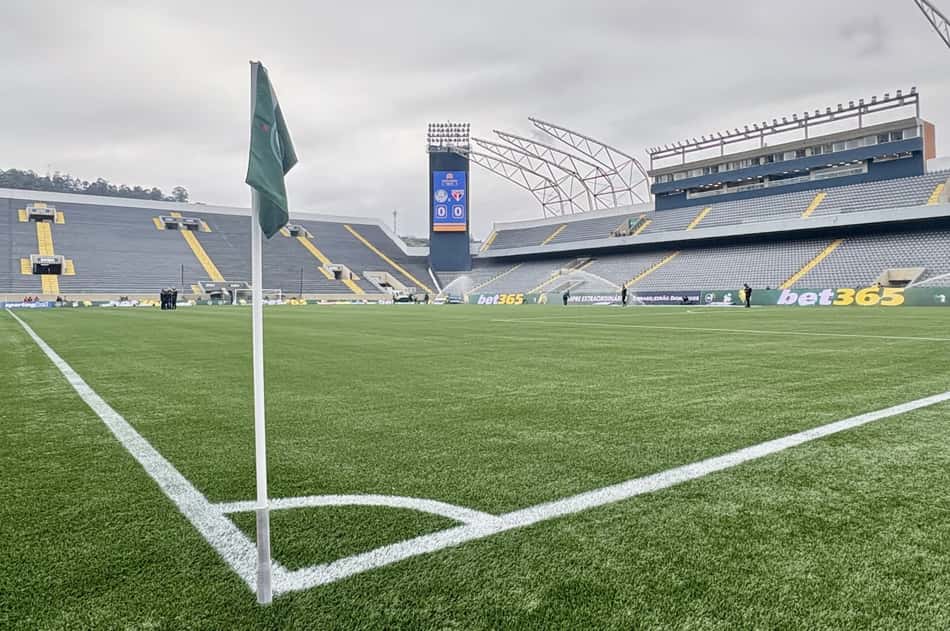 Arena Barueri recebe Palmeiras x São Paulo
