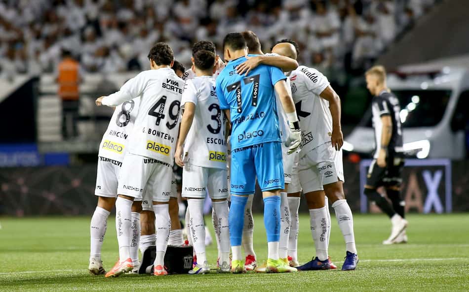 Jogador do Santos é 'esquecido' no hotel antes de jogo pelo Brasileiro