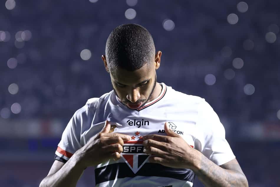 André Silva marcou o gol da virada do São Paulo contra o Grêmio (Foto: Marcello Zambrana/AGIF)