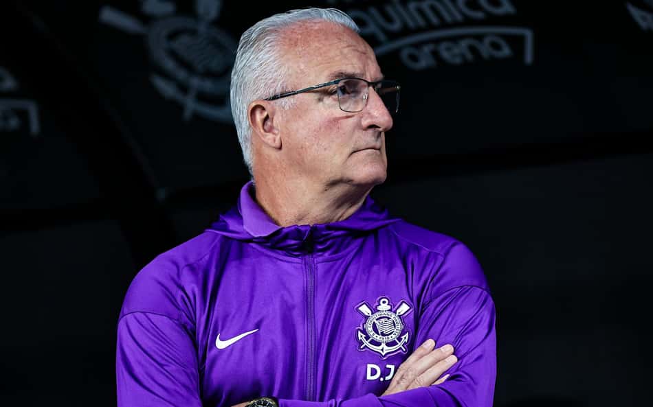 Dorival muda ataque do Corinthians e prevê evolução com retorno de estrelas
