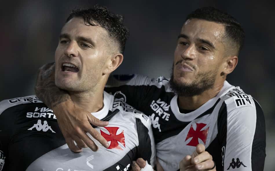 Vasco x Melgar - Vegetti e Coutinho