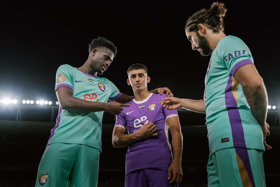 Novo uniforme do Al Ain (Foto: Reprodução/X)