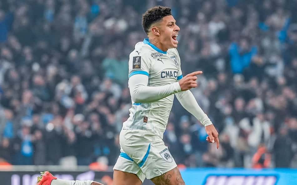 Alvo de Bayern e Inter de Milão, Luis Henrique comemora gol pelo Olympique Marseille