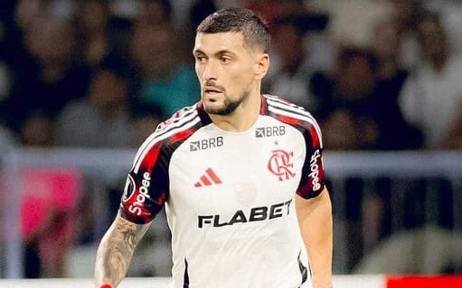 Arrascaeta critica atuação do Flamengo em empate com o Central Córdoba: 'Muito pouco'