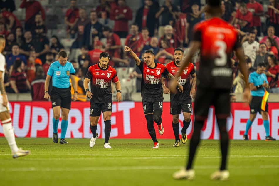 Athletico-PR Brusque Kauã Moraes gol