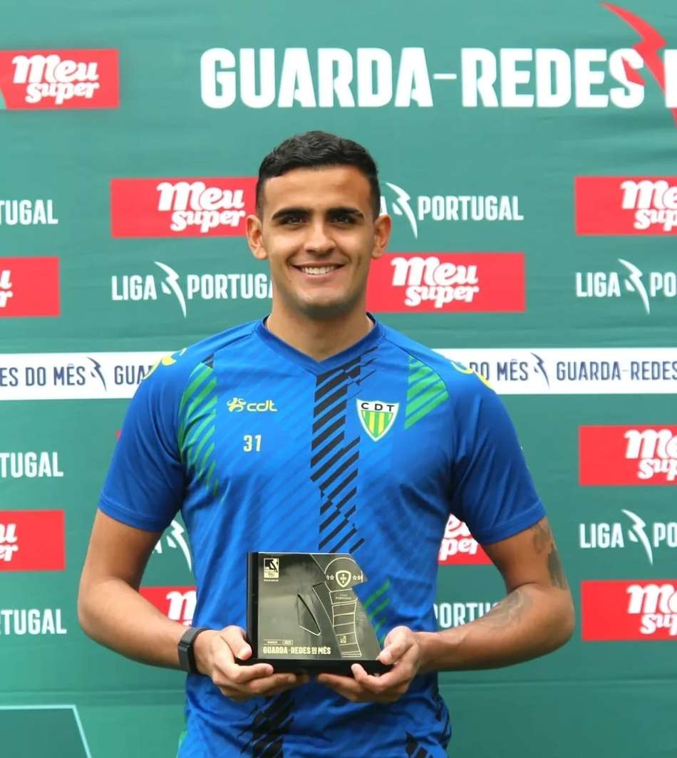 Bernardo Fontes foi eleito melhor goleiro do mês em quatro ocasiões pelo Tondela
