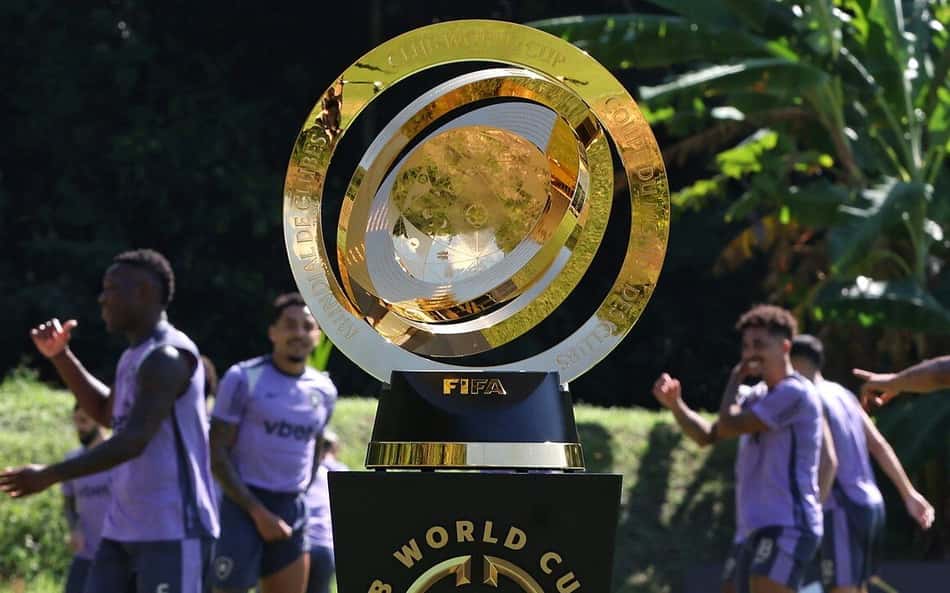 Lenovo e Motorola fecham parceria com a FIFA para o Mundial de Clubes 2025