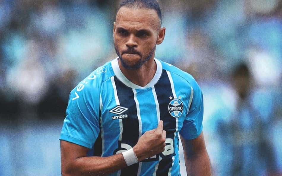 Braithwaite comemora o gol da vitória do Grêmio sobre o Bahia. (Foto: Lucas Uebel/Grêmio FBPA)