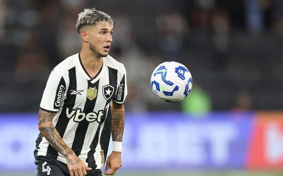 Mateo Ponte foi titular do Botafogo contra o Capital (Foto: Vítor Silva/Botafogo)