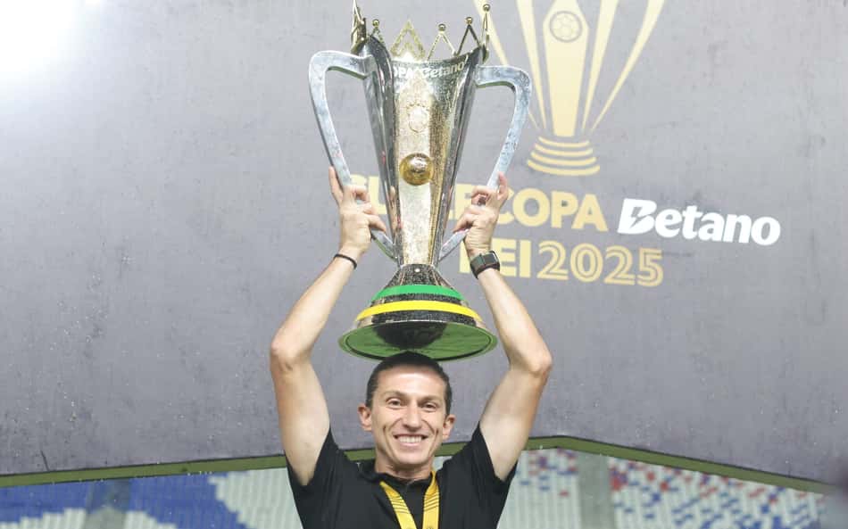 Filipe Luís será segundo treinador mais jovem do Mundial de Clubes