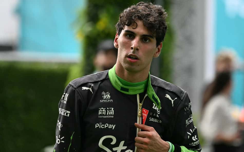 Estratégias ruins da Sauber prejudicam Gabriel Bortoleto na F1