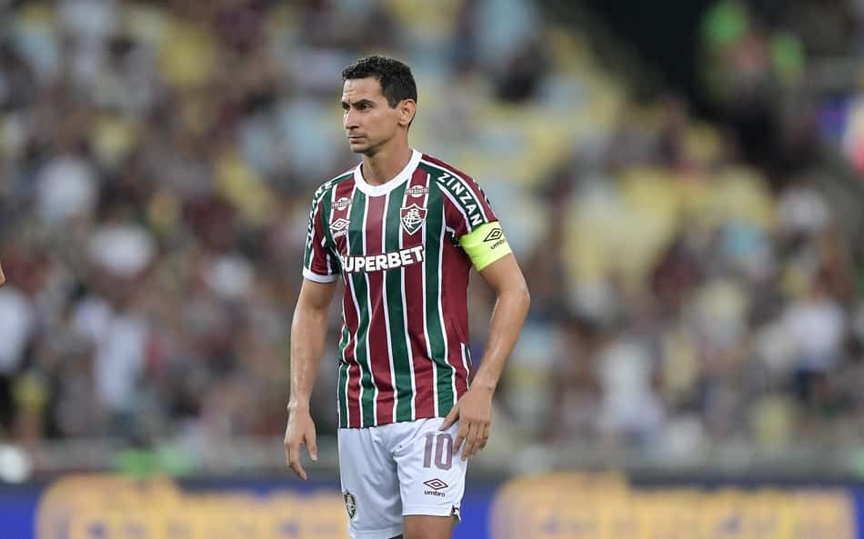 Ganso retorna ao time titular do Fluminense contra o Once Caldas