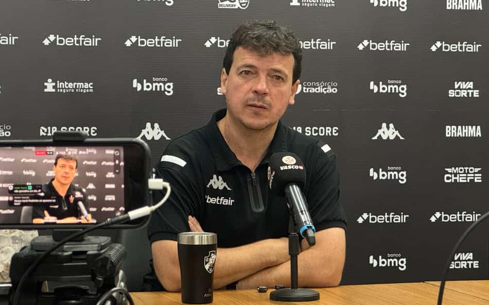 Diniz é apresentado no Vasco e comenta atual momento: 'Mais preparado que quando assumi o Fluminense'