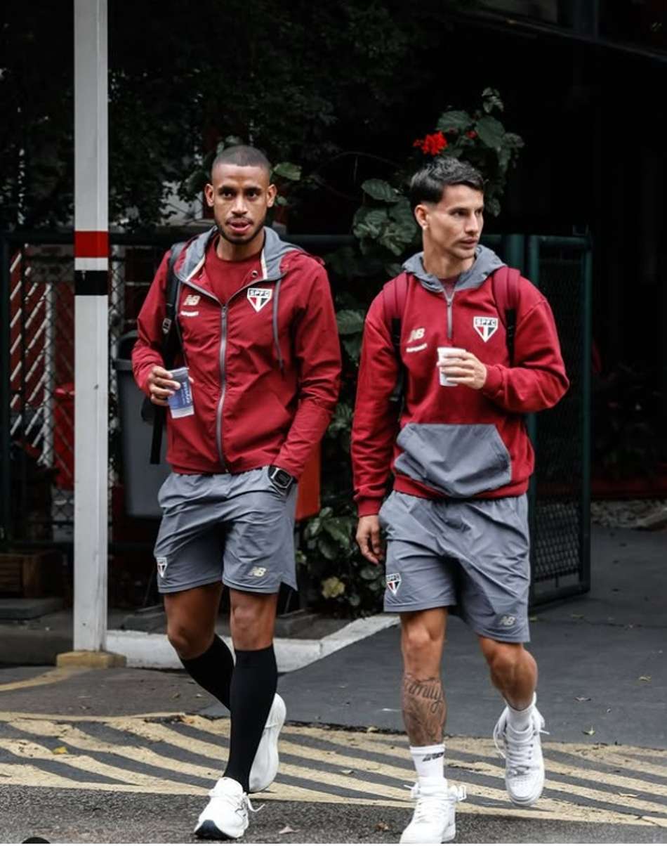 Ferreirinha e Souza, do São Paulo, na concentração do CT da Barra Funda. (Foto: Divulgação/ São Paulo)