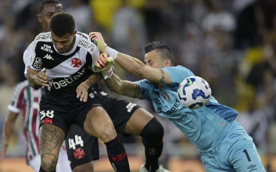 Vasco tem desempenho de time do Z4 como visitante no Brasileirão