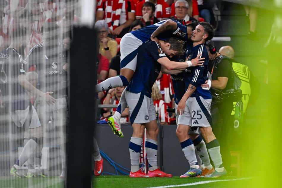Jogadores do Manchester United celebram gol sobre Athletic Bilbao, pela Europa League