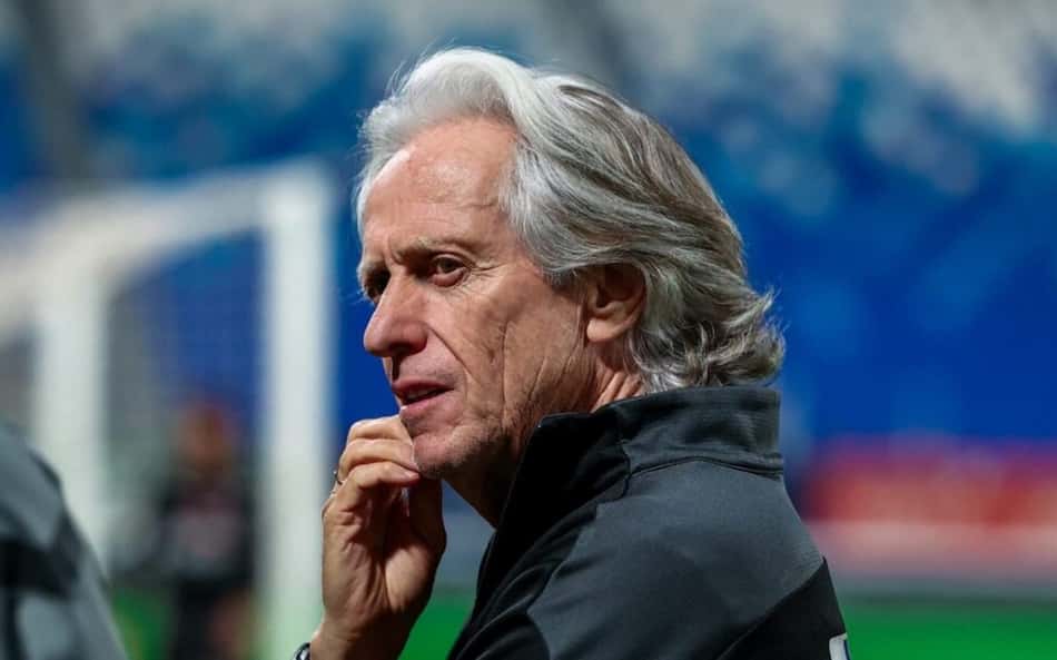 Jogador brasileiro revela desentendimento com Jorge Jesus