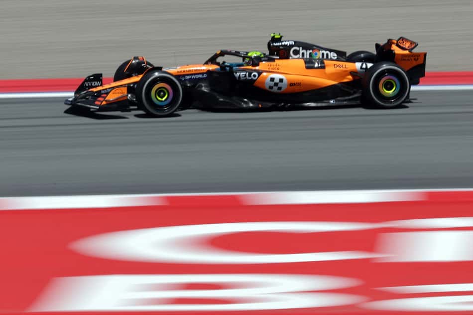 Lando Norris em treino livre no GP da Espanha (Foto: Lluis Gene / AFP)
