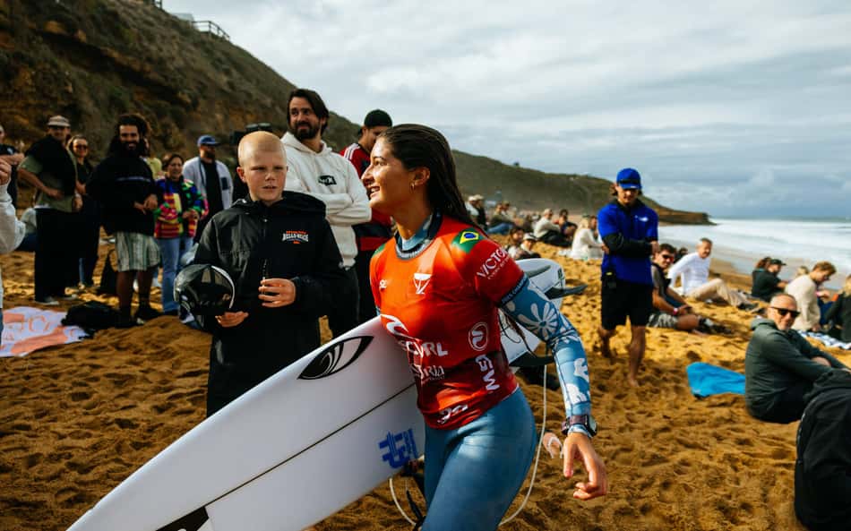 WSL: Luana Silva passa pelo corte e dedica triunfo a Tati Weston-Webb