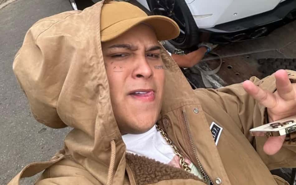 MC Ryan SP é preso após dar 'cavalos de pau' em estádio paulista