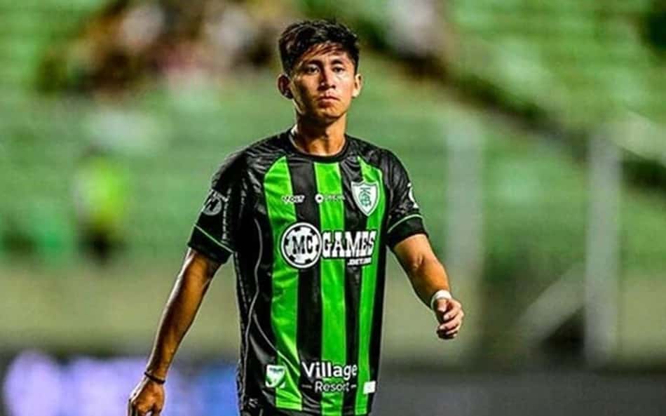 STJD suspende jogador do América-MG por acusação de racismo