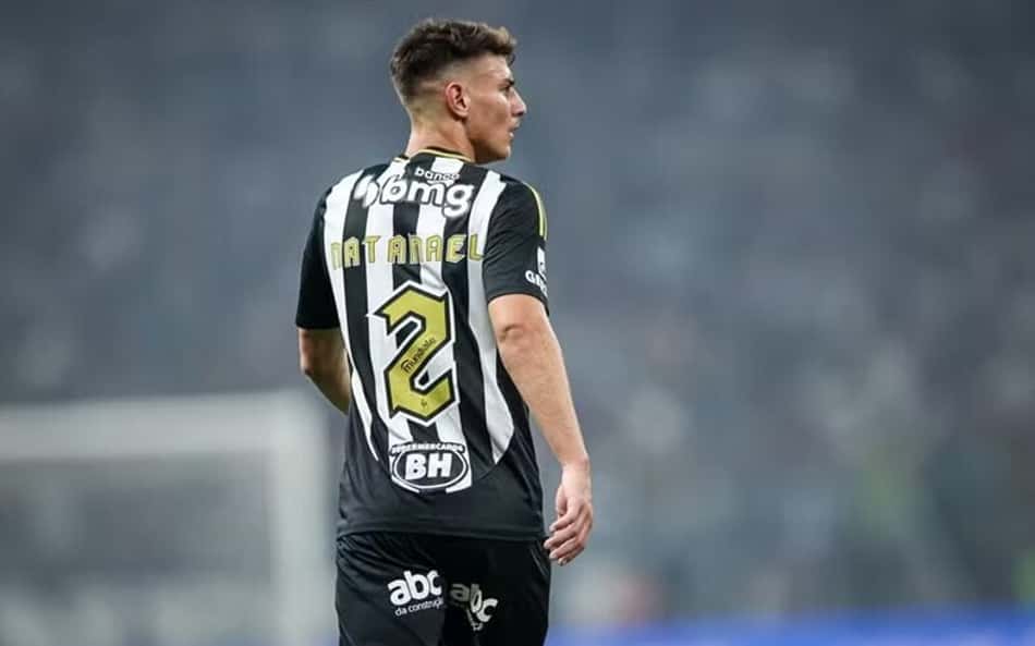 Coritiba reclama e cobra Atlético-MG por pagamento de Natanael