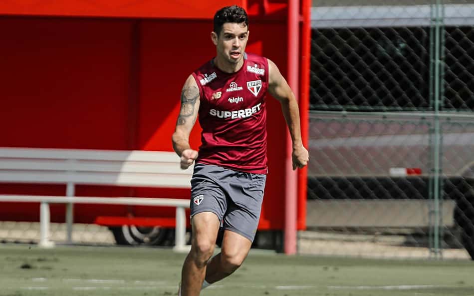 Em reapresentação do São Paulo, Oscar fala sobre recuperação e projeta Libertadores